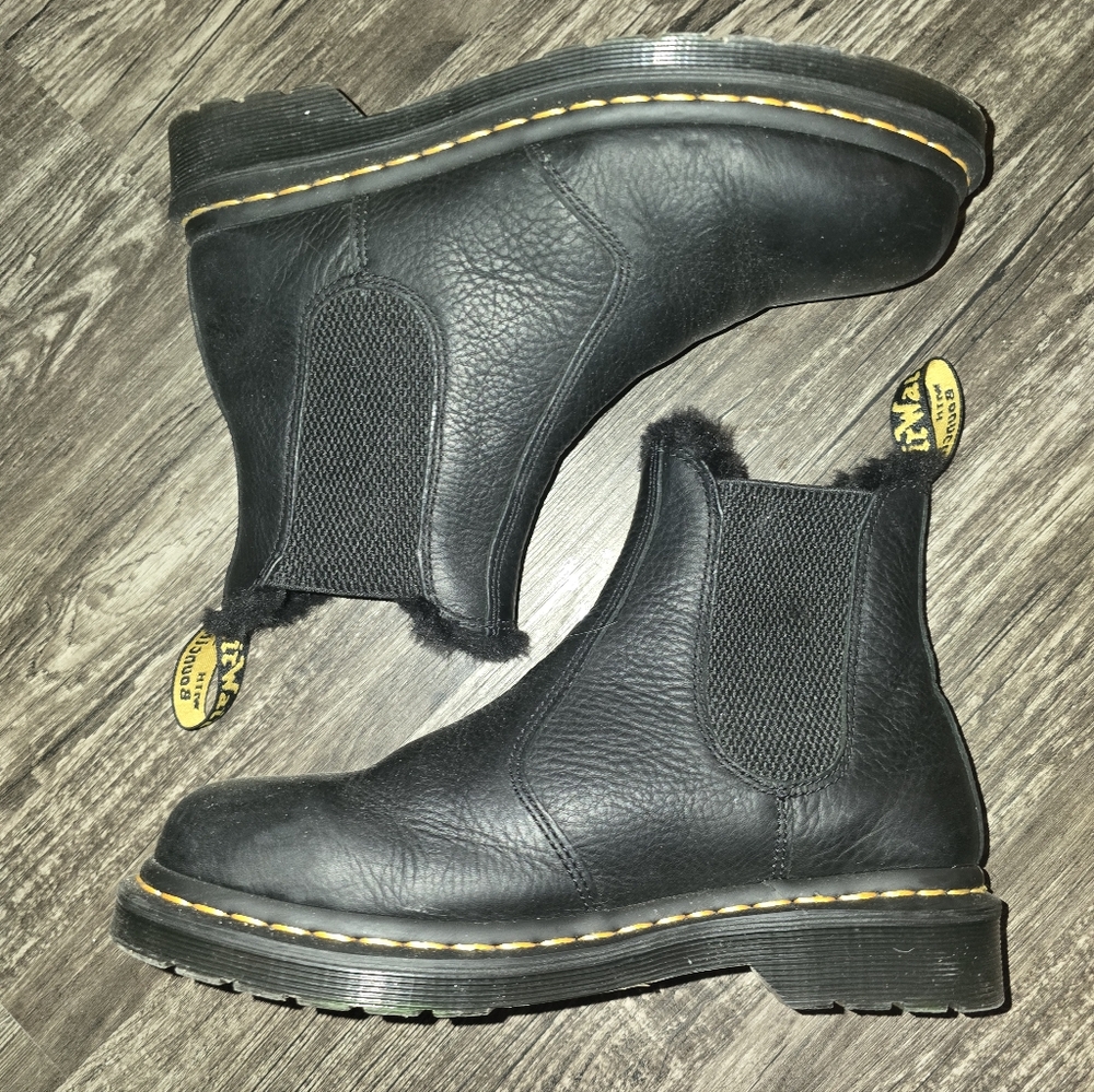 Dr. Martens 2976 Faux Fur Lined Chelsea Boots Sz 8 (7 Mens) - Picture 11 of 11